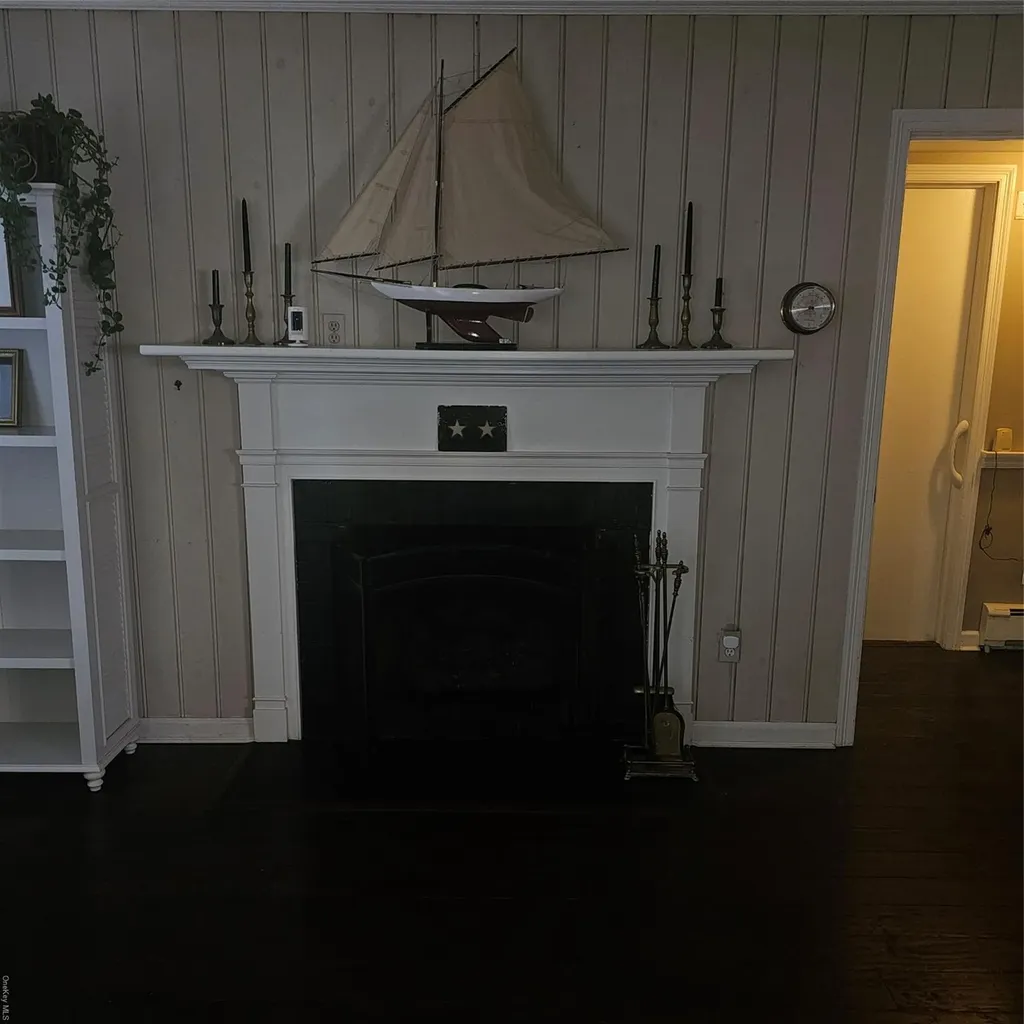 124 Mayhew Avenue Babylon NY 11702