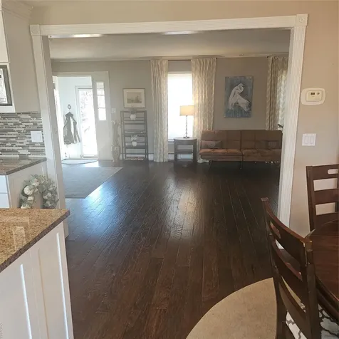 124 Mayhew Avenue Babylon NY 11702