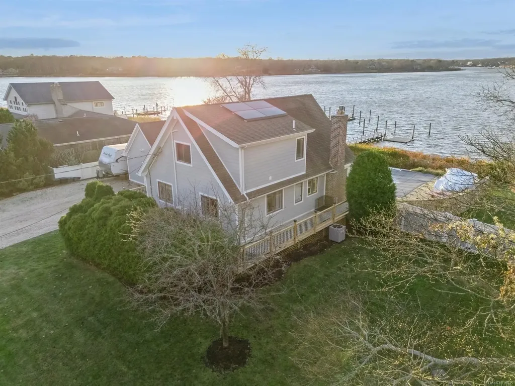 140 Crystal Beach Boulevard Moriches NY 11955