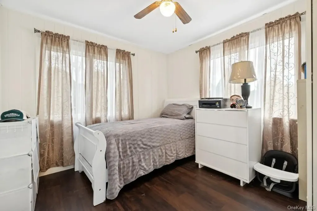 140 Crystal Beach Boulevard Moriches NY 11955