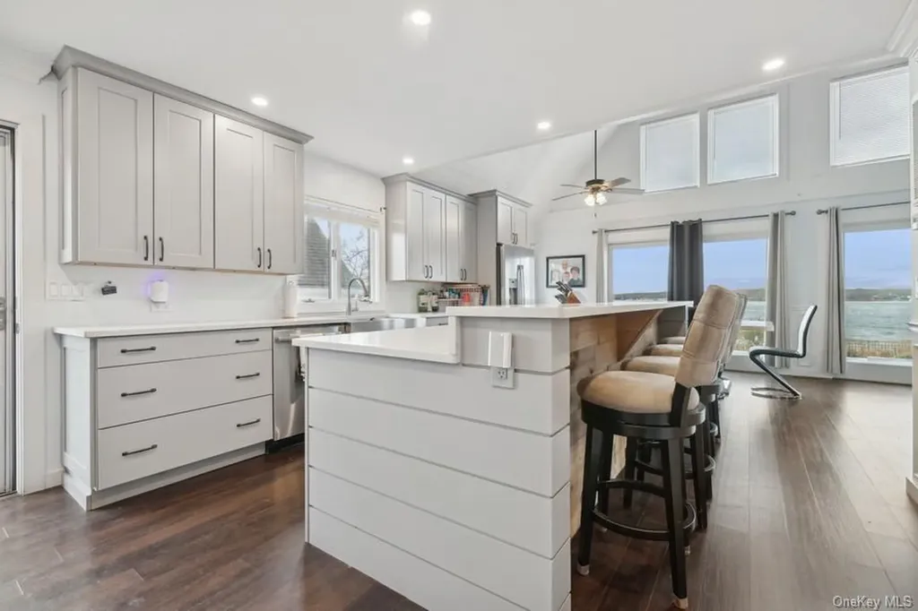 140 Crystal Beach Boulevard Moriches NY 11955