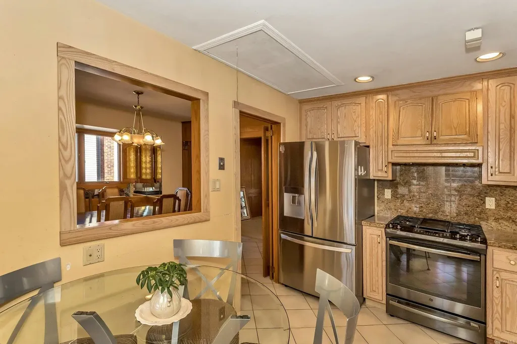 52 Harvest Lane Commack NY 11725