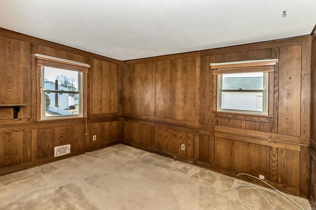 52 Harvest Lane Commack NY 11725