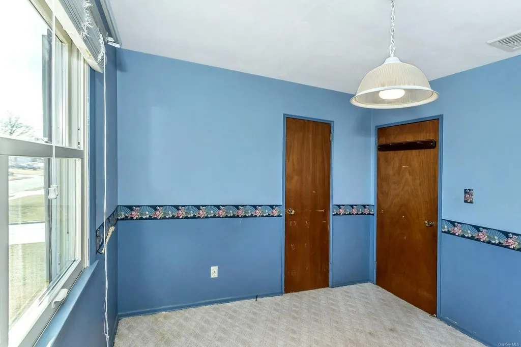 52 Harvest Lane Commack NY 11725