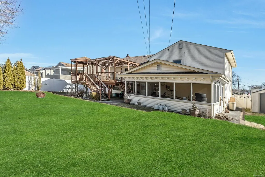 52 Harvest Lane Commack NY 11725