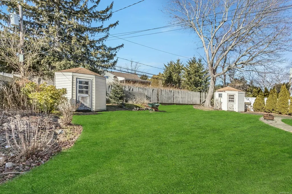 52 Harvest Lane Commack NY 11725