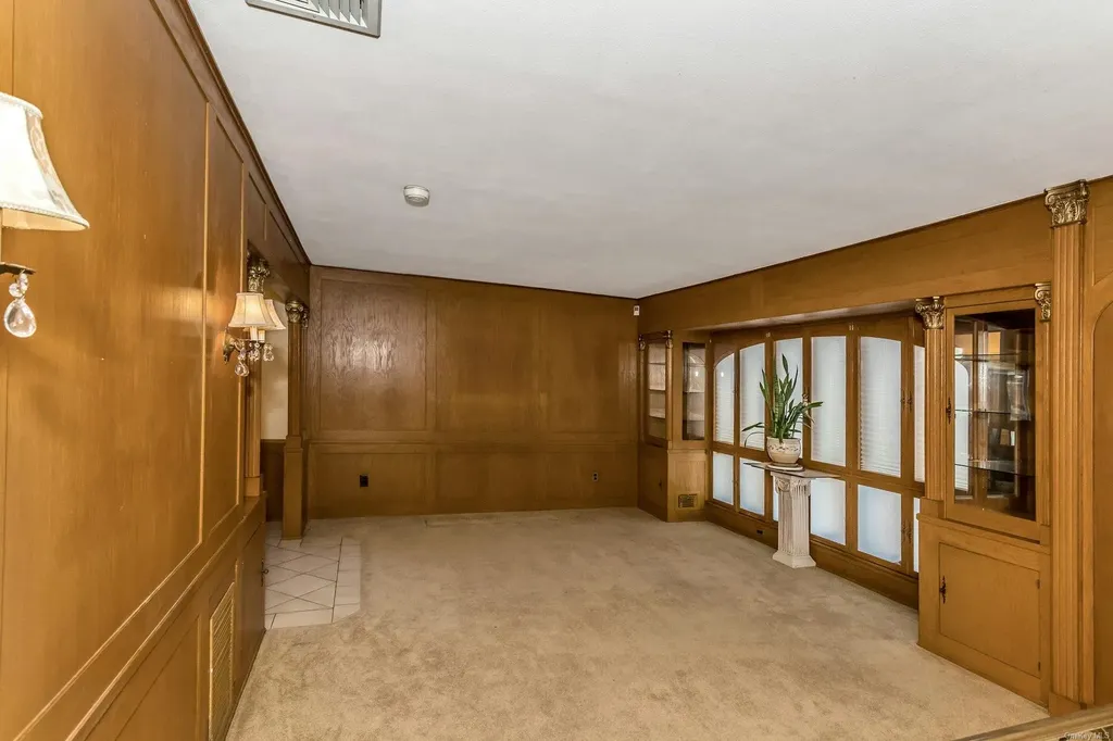 52 Harvest Lane Commack NY 11725