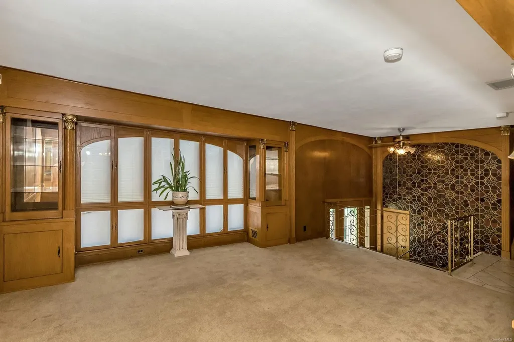 52 Harvest Lane Commack NY 11725