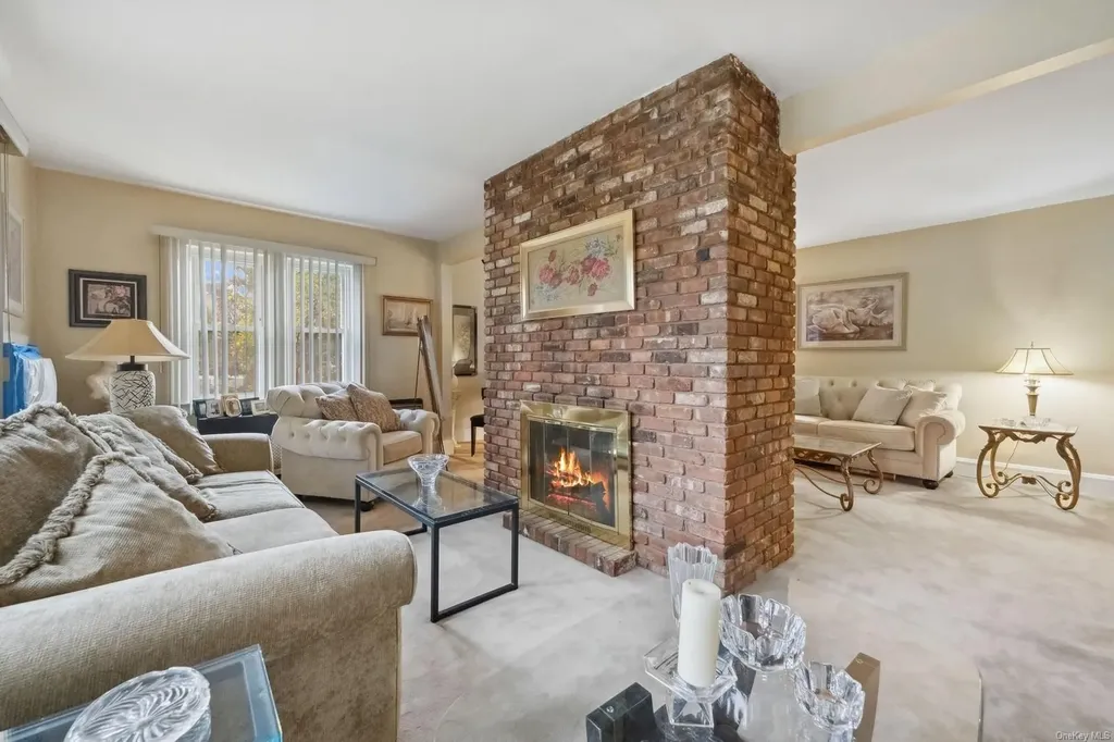 32 Harvard Avenue Hewlett NY 11557