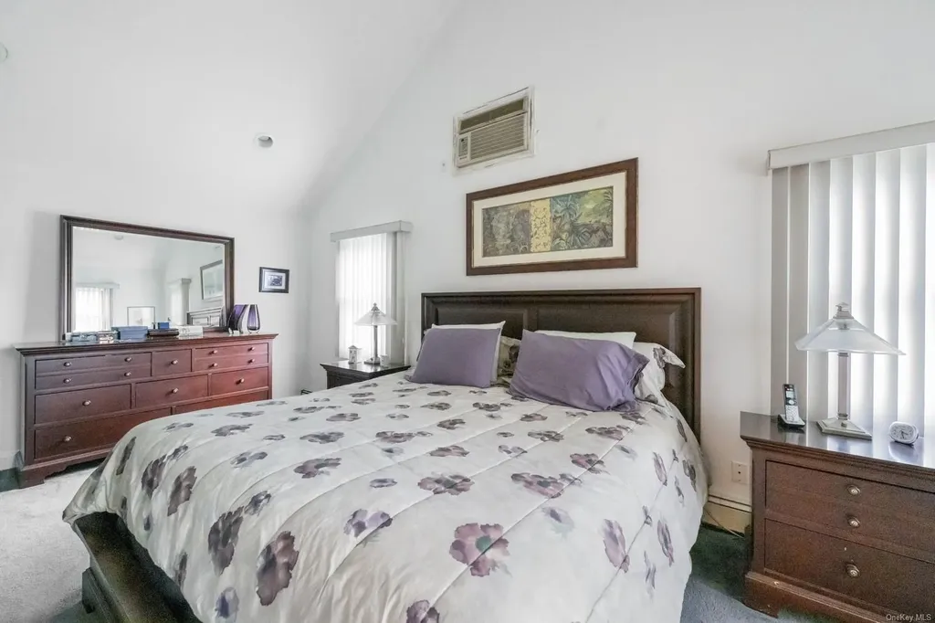 32 Harvard Avenue Hewlett NY 11557