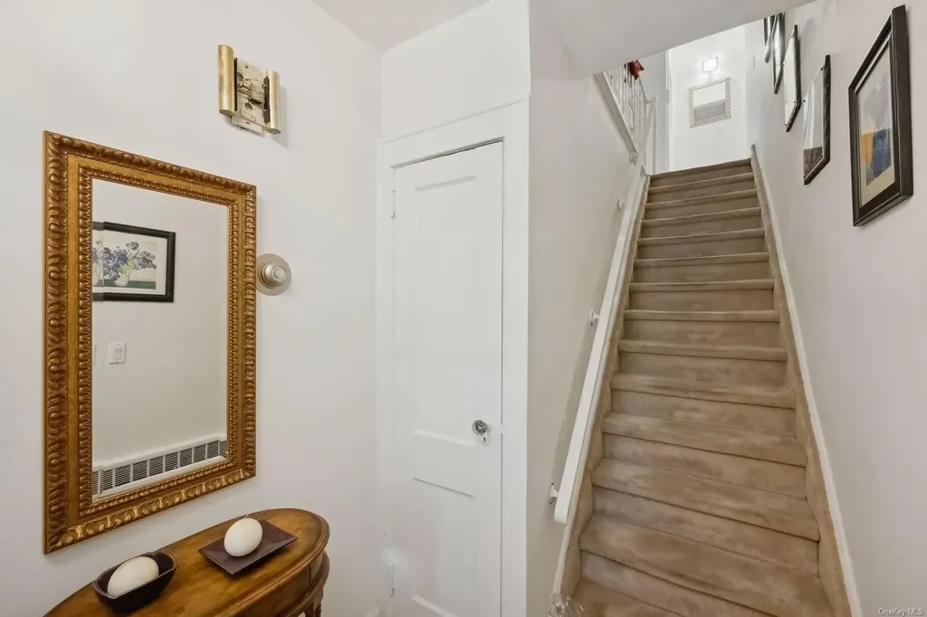 32 Harvard Avenue Hewlett NY 11557