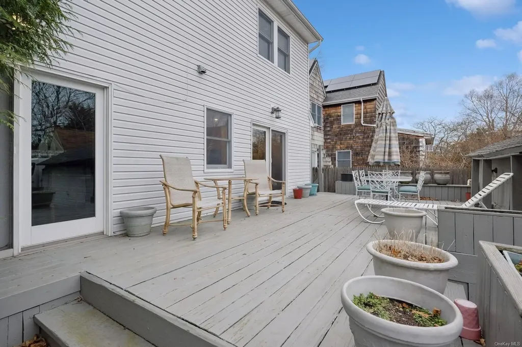 32 Harvard Avenue Hewlett NY 11557