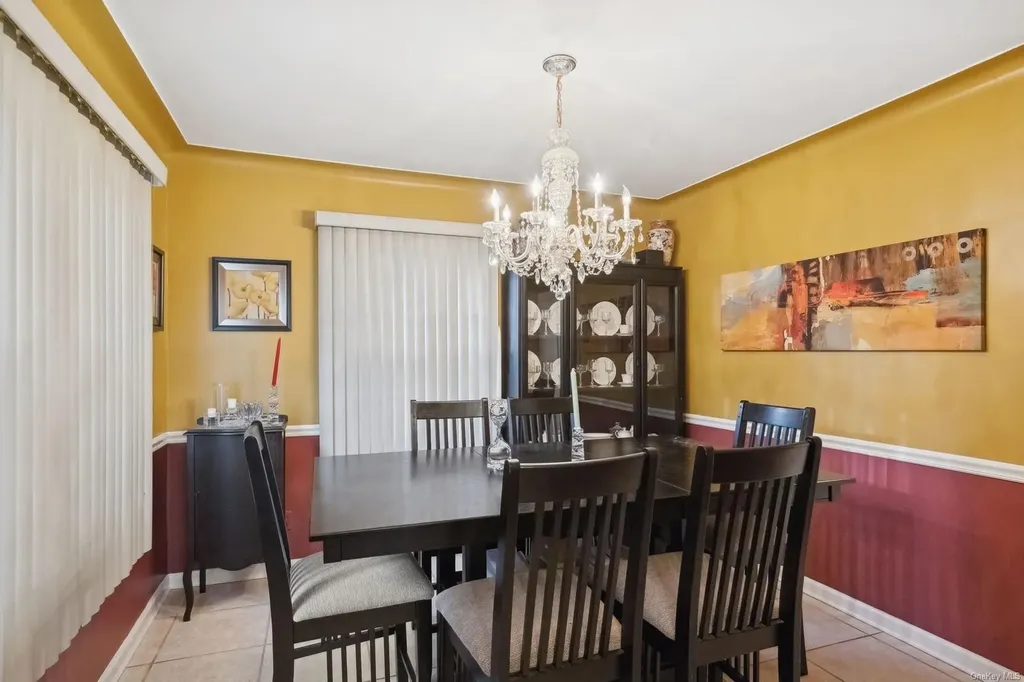 32 Harvard Avenue Hewlett NY 11557