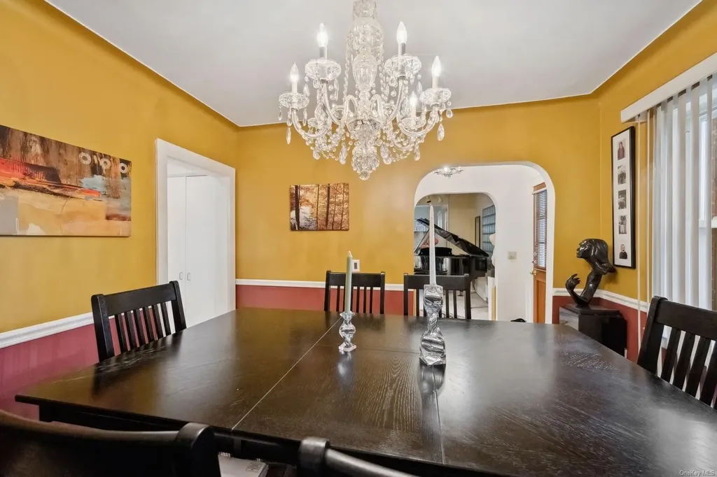 32 Harvard Avenue Hewlett NY 11557