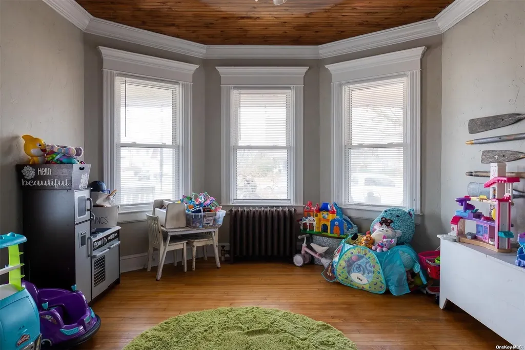 89 Cedar Avenue Patchogue NY 11772
