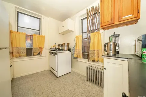 1421-23 Nostrand Avenue Brooklyn NY 11226