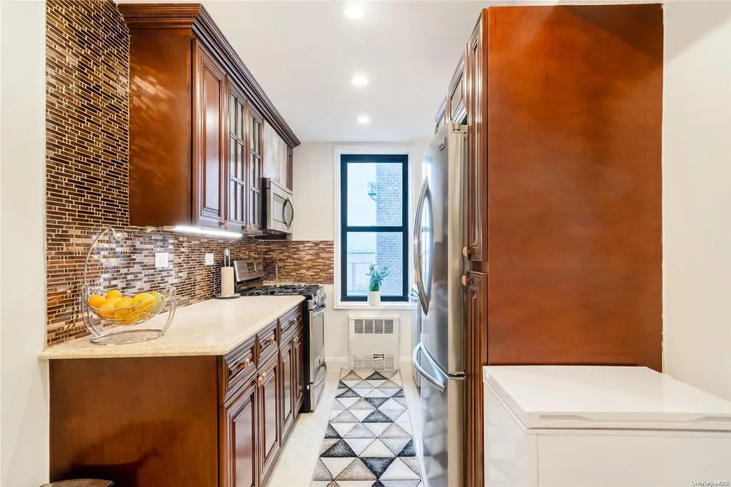 3304 Junction Boulevard Jackson Heights NY 11372
