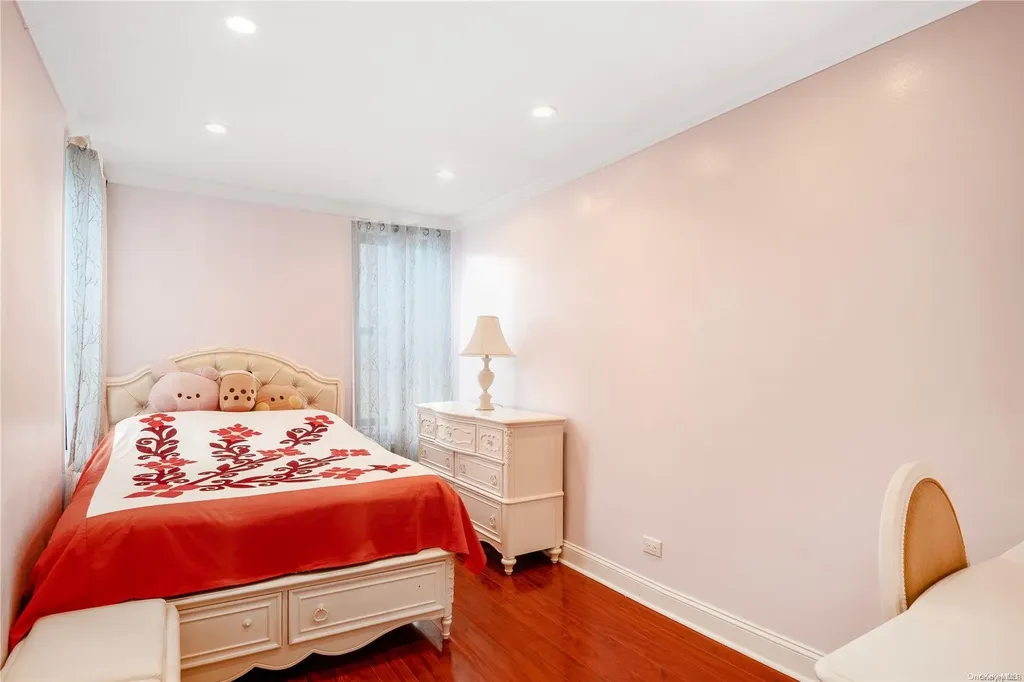 3304 Junction Boulevard Jackson Heights NY 11372