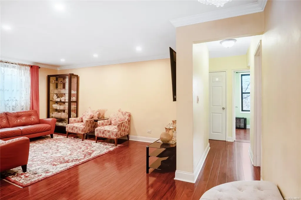3304 Junction Boulevard Jackson Heights NY 11372