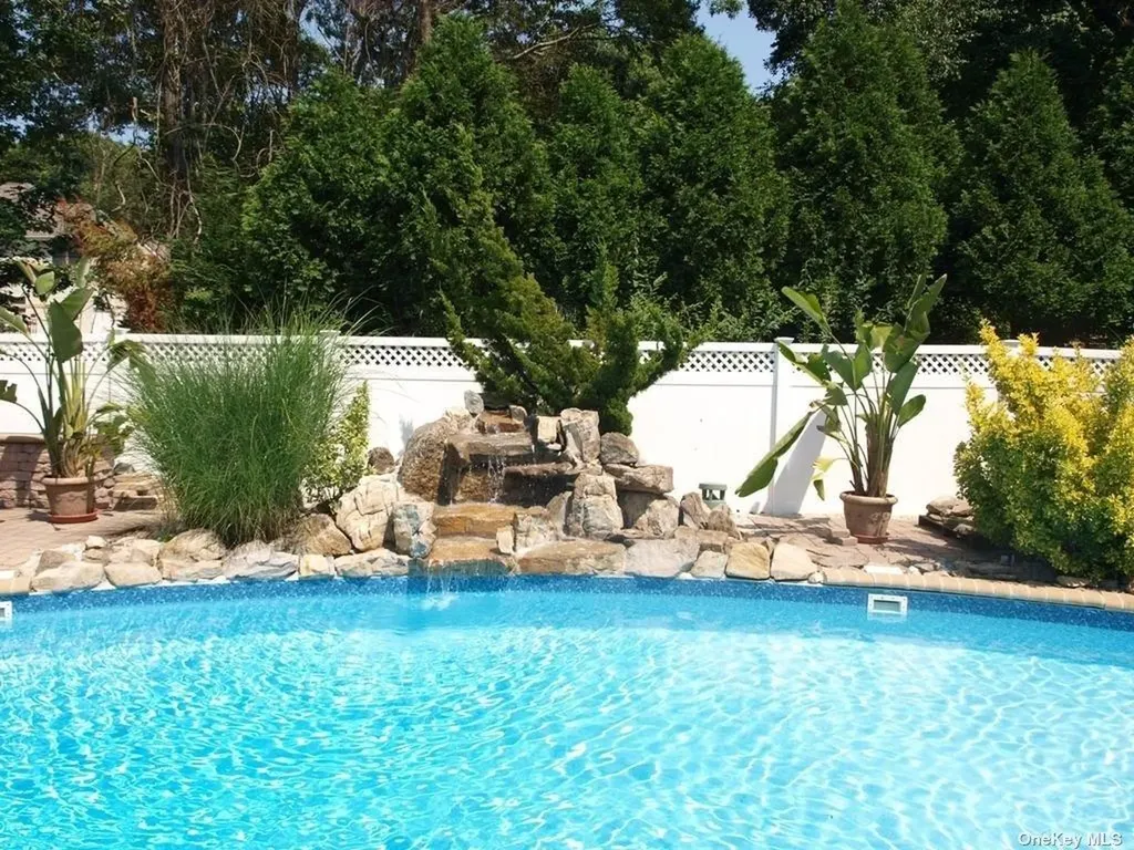 355 Windjammer Drive Southold NY 11971