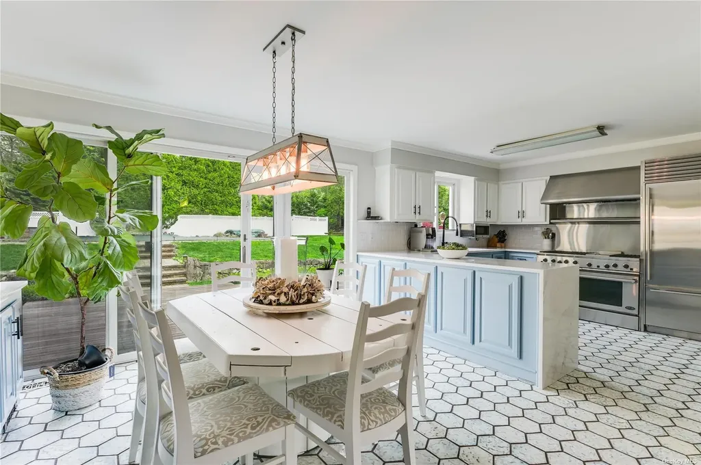 355 Windjammer Drive Southold NY 11971