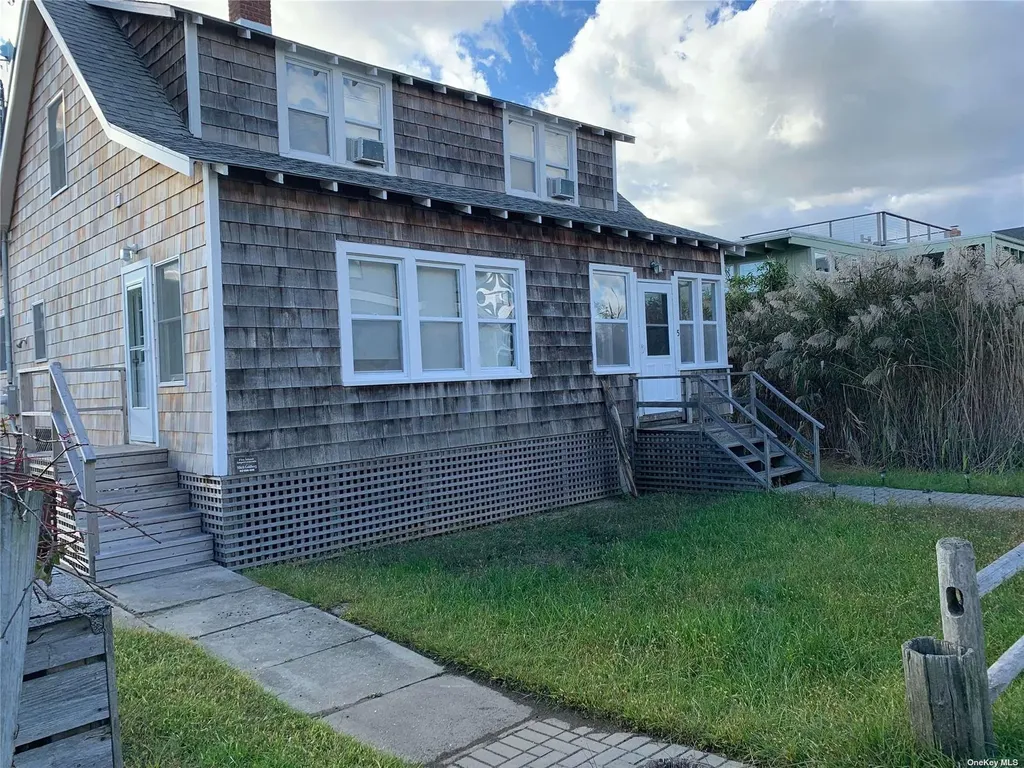 5 Atlantic Avenue Seaview NY 11770