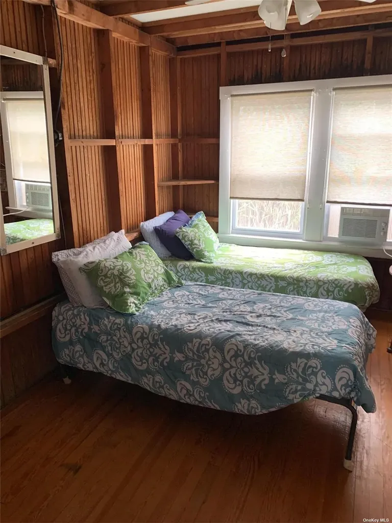 5 Atlantic Avenue Seaview NY 11770