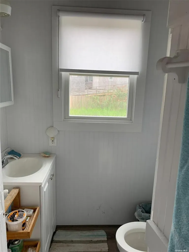 5 Atlantic Avenue Seaview NY 11770