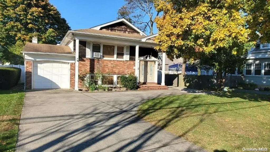 334 Pine Street Freeport NY 11520