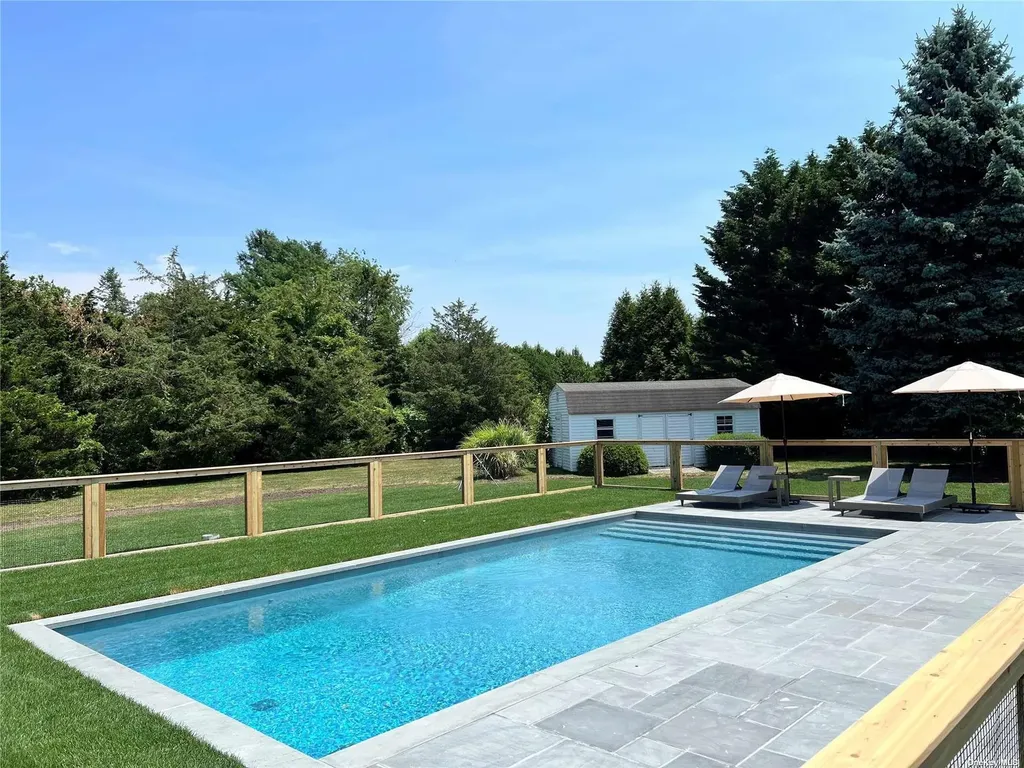 Mattituck NY 11952