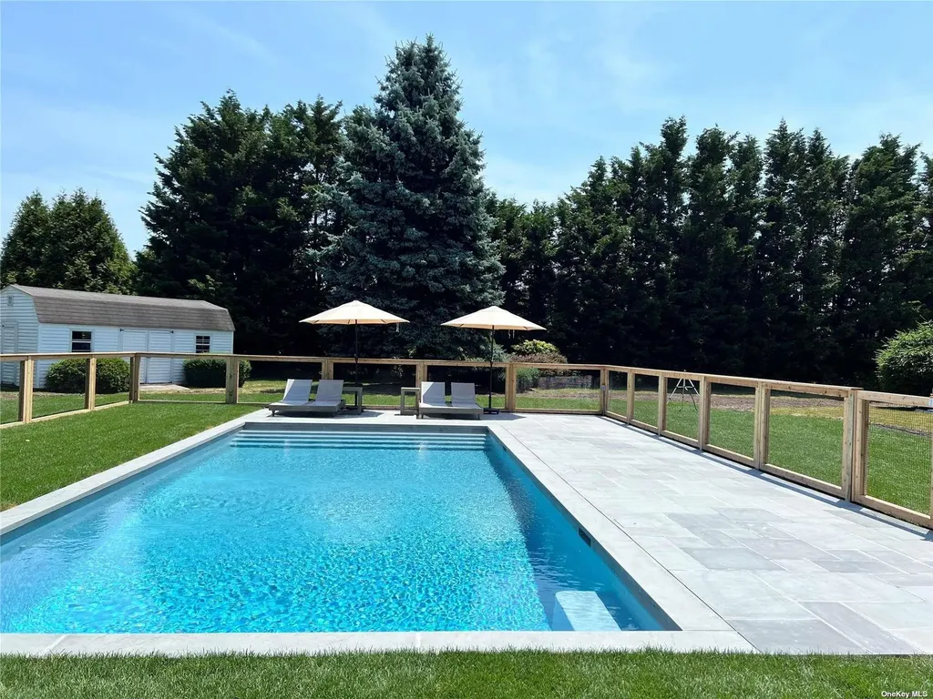 Mattituck NY 11952