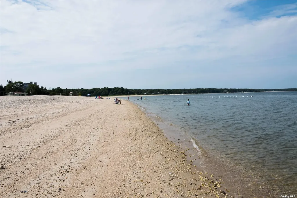 Mattituck NY 11952