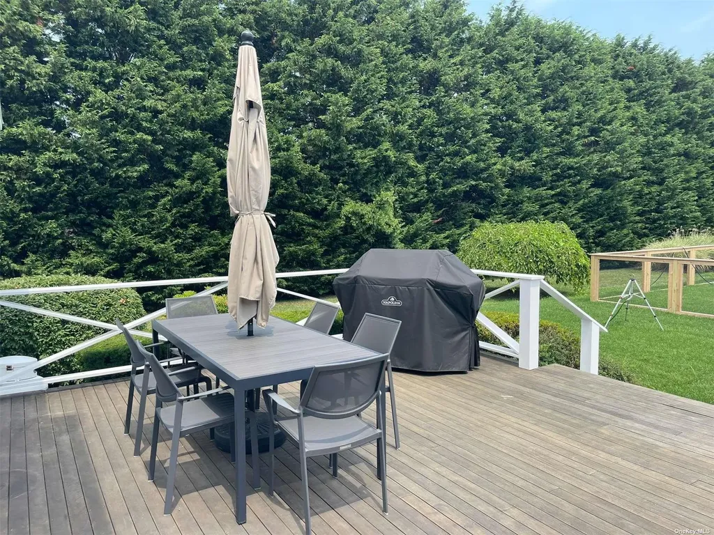 Mattituck NY 11952