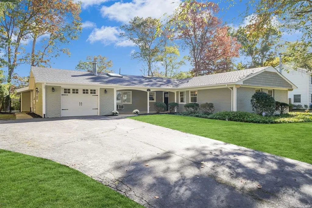 23 Skylark Lane Stony Brook NY 11790