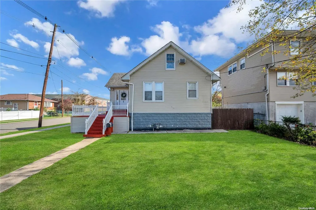337 Miller Avenue Freeport NY 11520