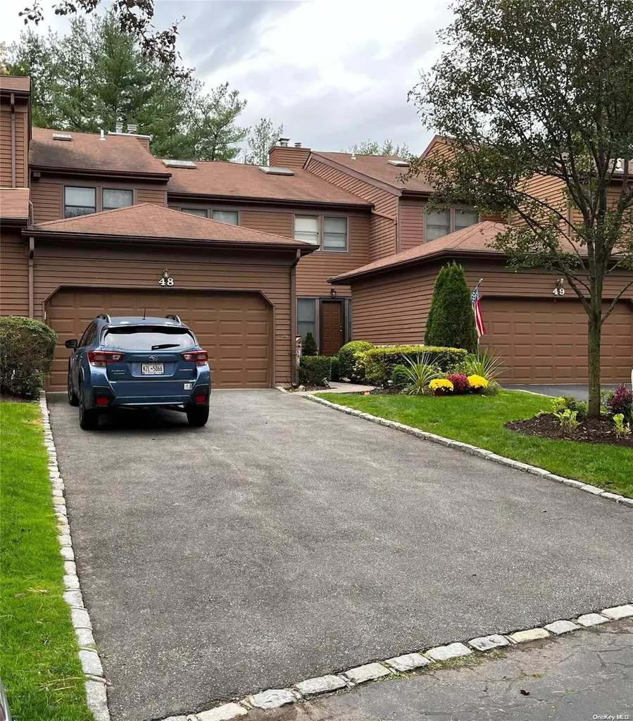 48 Hunt Drive Jericho NY 11753