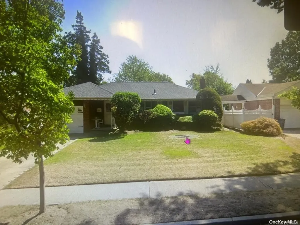 820 School Drive North Baldwin NY 11510