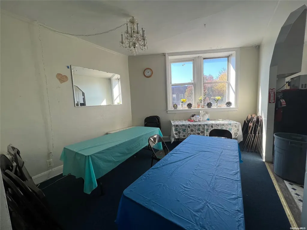 303 E 98th Street Brooklyn NY 11212