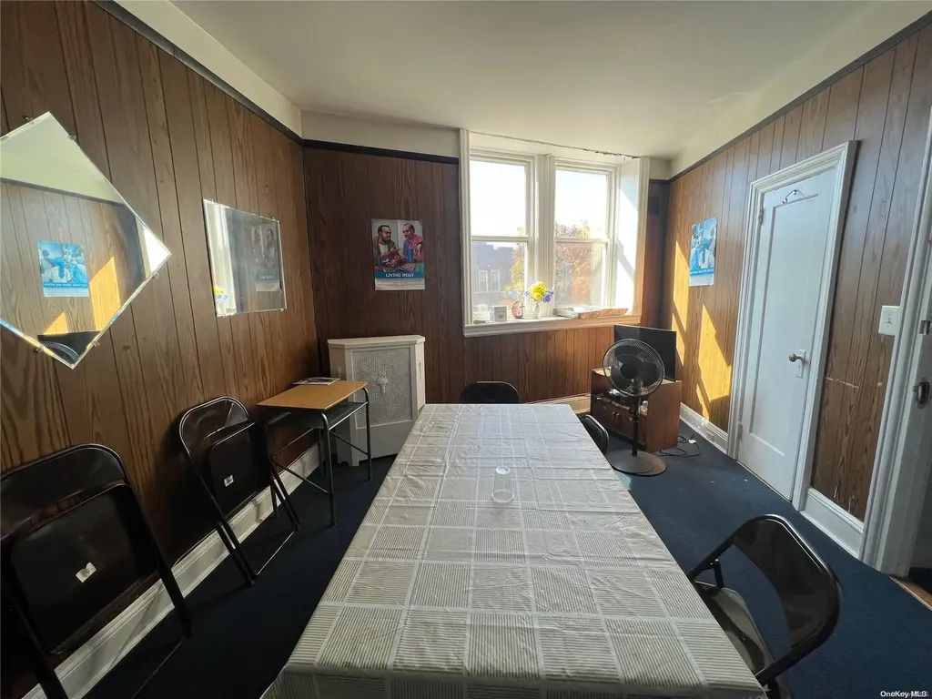 303 E 98th Street Brooklyn NY 11212