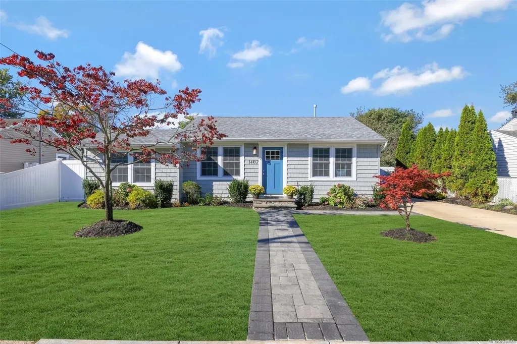 1402 Brooklyn Boulevard Bay Shore NY 11706