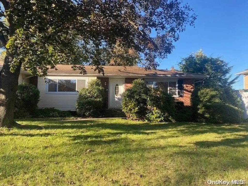 412 Plainview Road Hicksville NY 11801