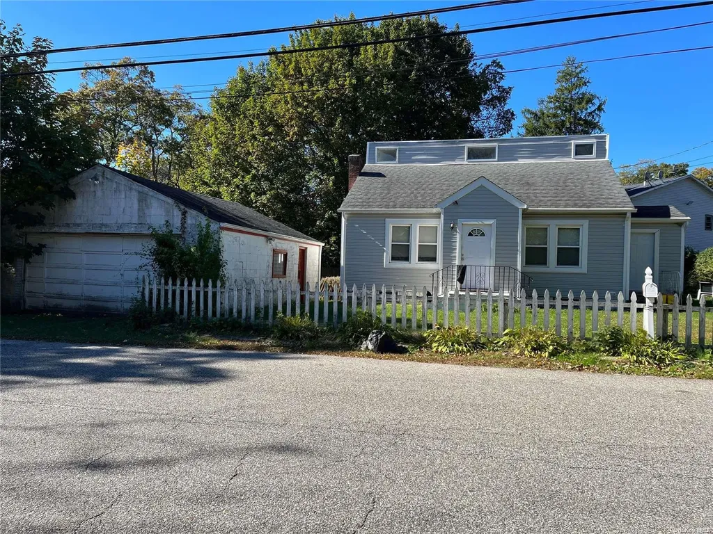 200 Maywood Drive Mastic Beach NY 11951