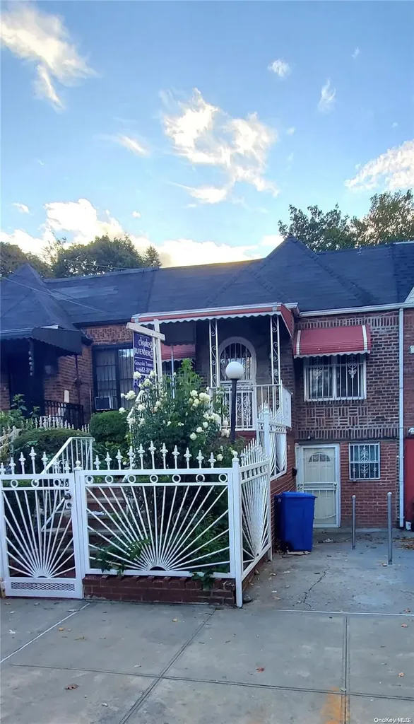 458 E 38th Street Brooklyn NY 11203