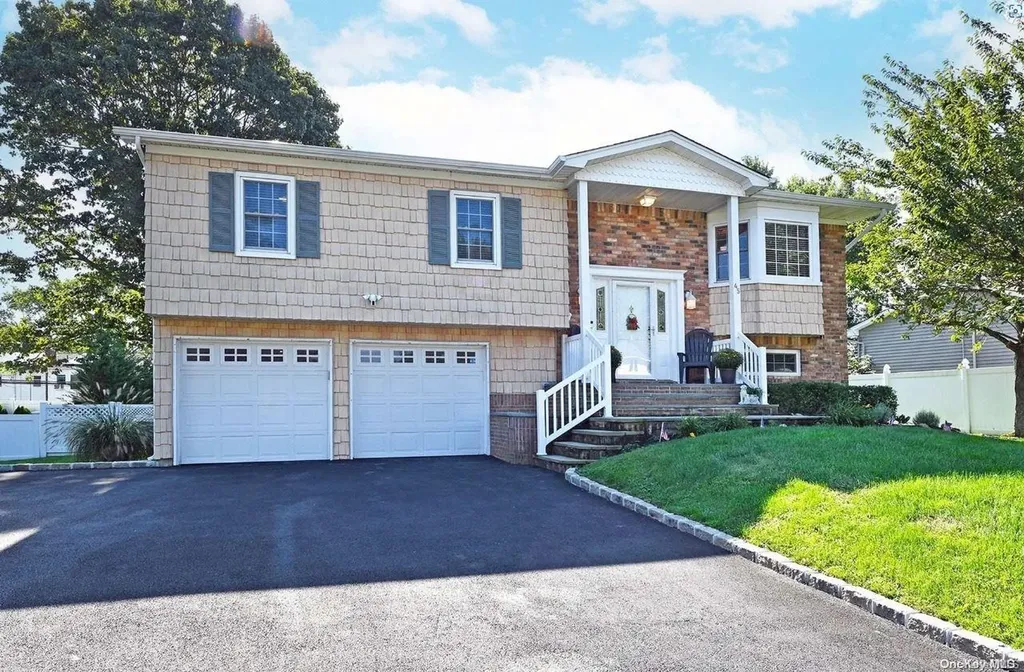 45 Carnegie Drive Smithtown NY 11787