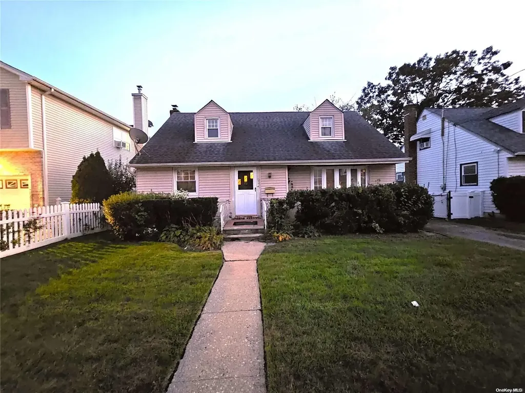 62 Alabama Avenue Hempstead NY 11550