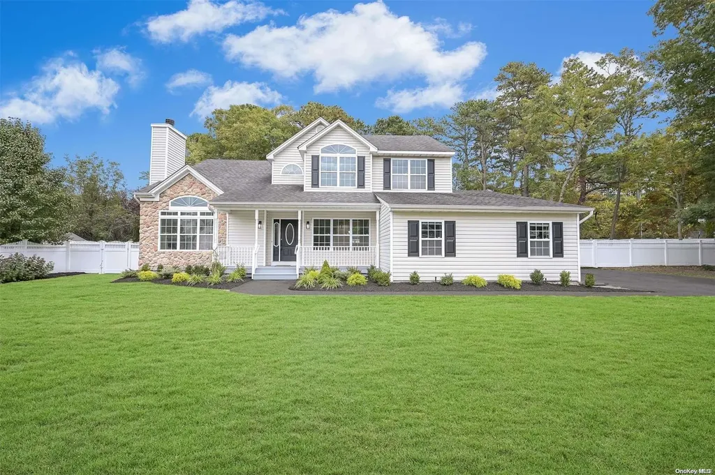 1 Miranda Drive Ridge NY 11961