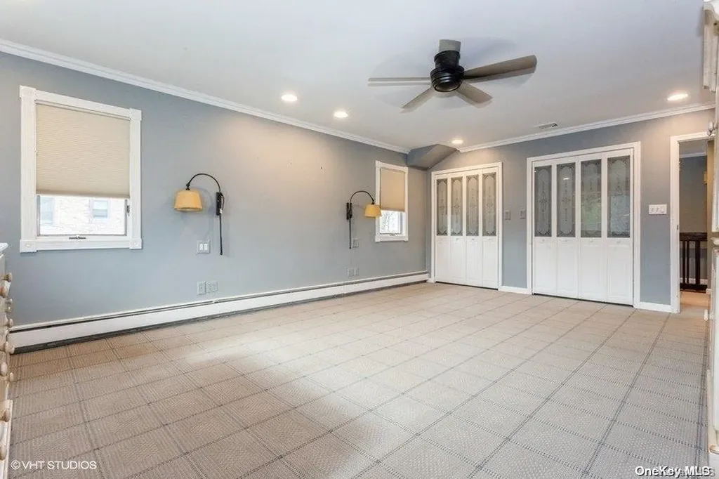 37 Trinity Place Hewlett NY 11557