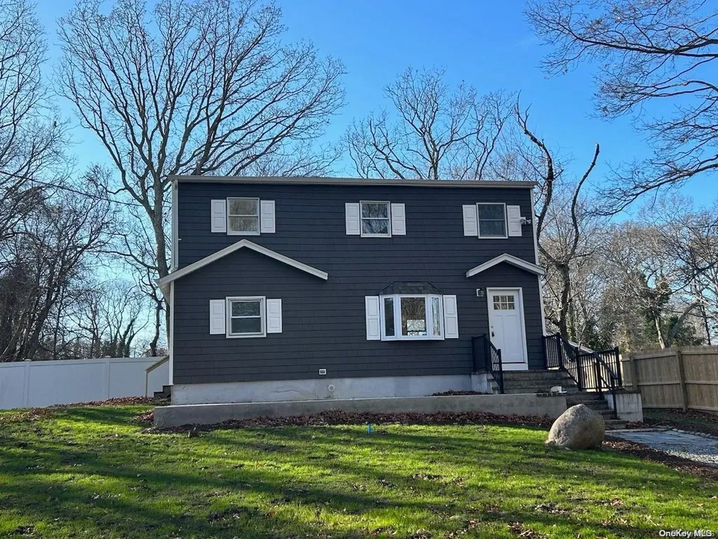 3 Oak Street Wading River NY 11792