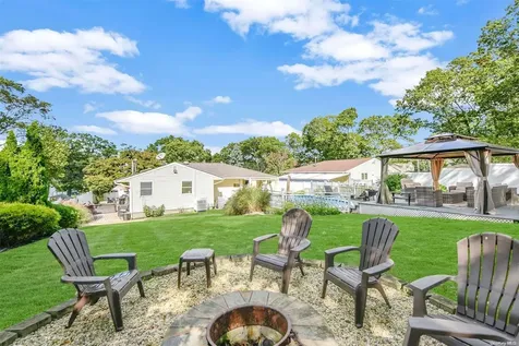 58 Seminole Street Selden NY 11784