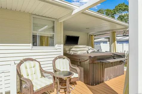 58 Seminole Street Selden NY 11784